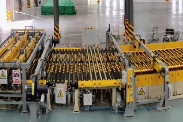 Máquina tronzadora de vidrio